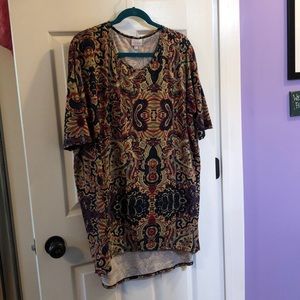 Irma LuLaRoe paisley tee